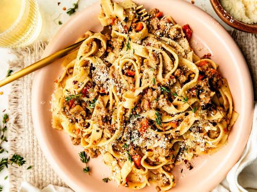 blonde bolonjez, bolognese bianco