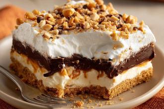 Napravi savršeno kremasti kolač s kikirikijem bez pečenja