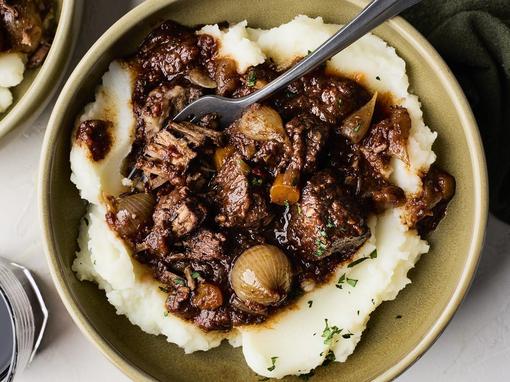 sporo pečena govedina