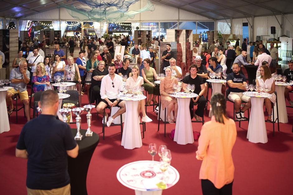 ATP Umag, Taste Istria, vinske radionice, hrvatski sommelier klub, lucija matijević | Author: Merlo De Graia AKA Neven Jurjak