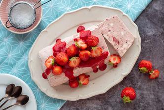 jagode sa šlagom, semifreddo