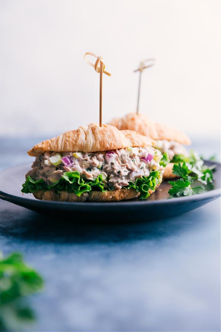 sendvič sa salatom od tune | Author: Chelsea's Messy Apron/Pinterest