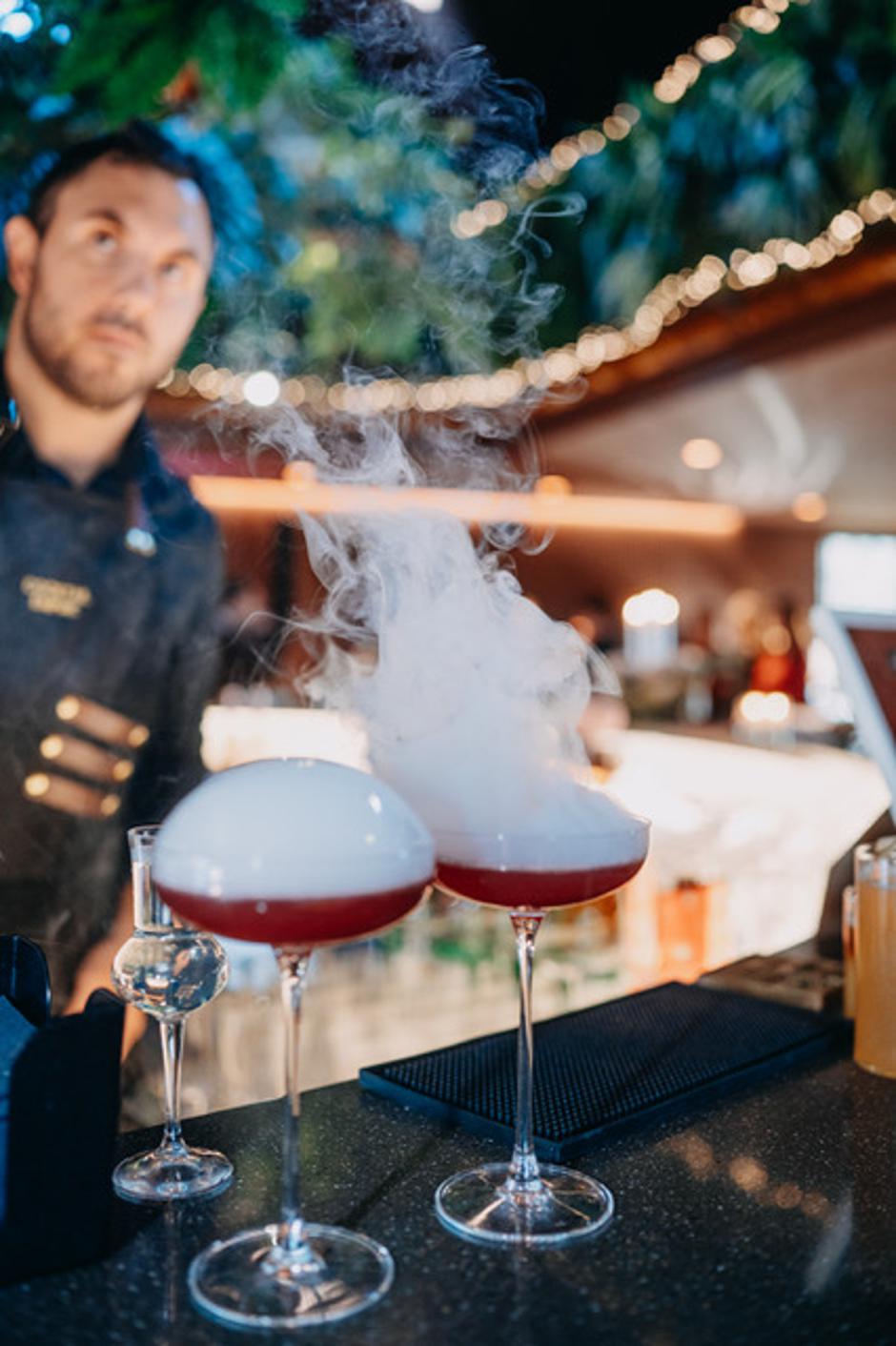cocktail empire | Author: Press