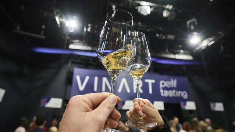 Znamo koja &cacute;e se vina ku&scaron;ati na Vinart Petit Tastingu