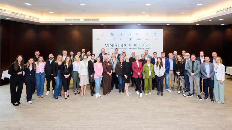 vinistra ocjenjivanje vina | Author: Merlo De Graia