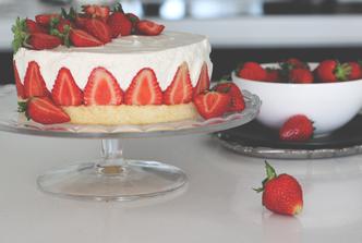 Lagana-torta-s-jagodama