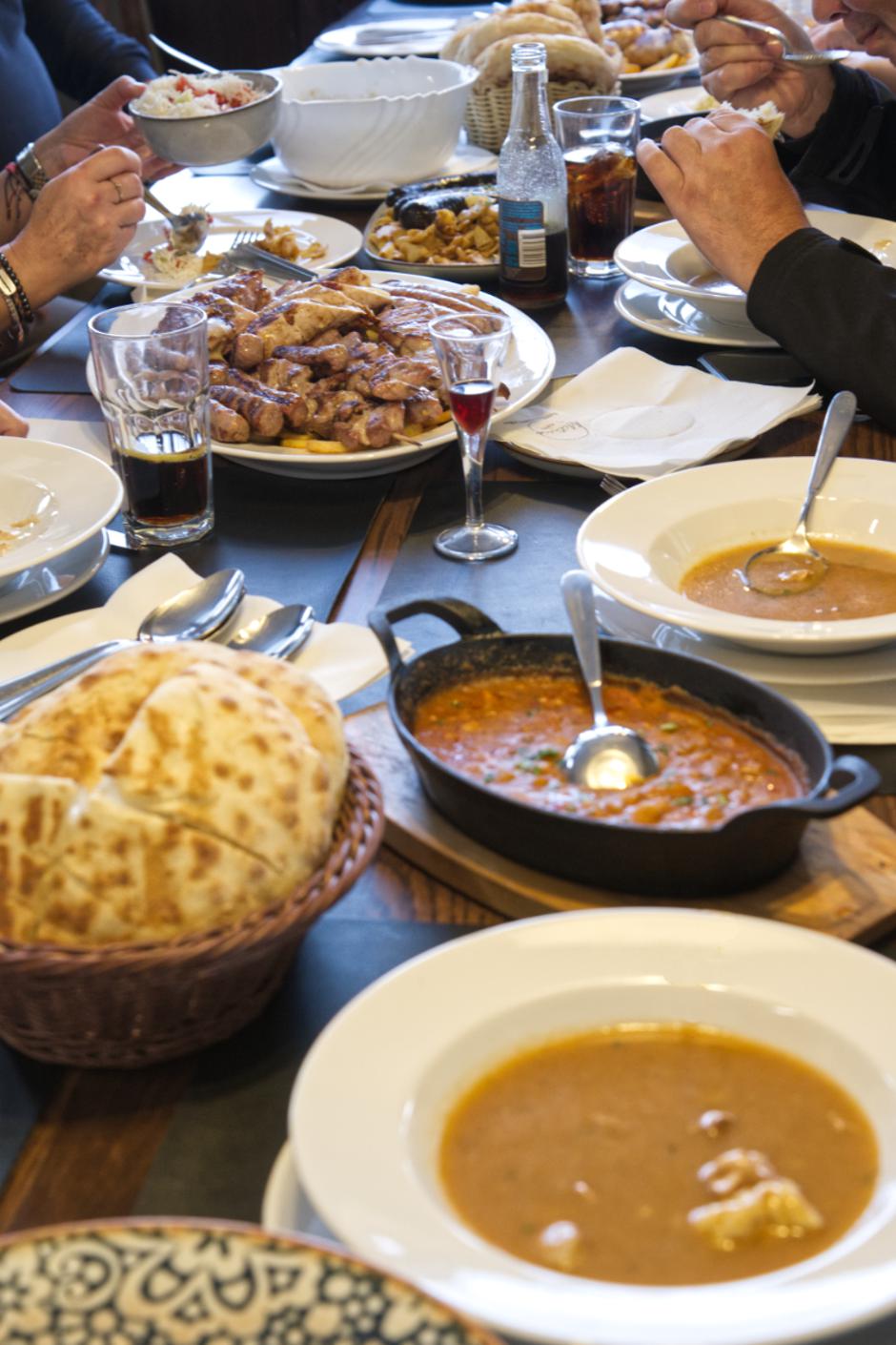 mitnica | Author: Rene Karaman