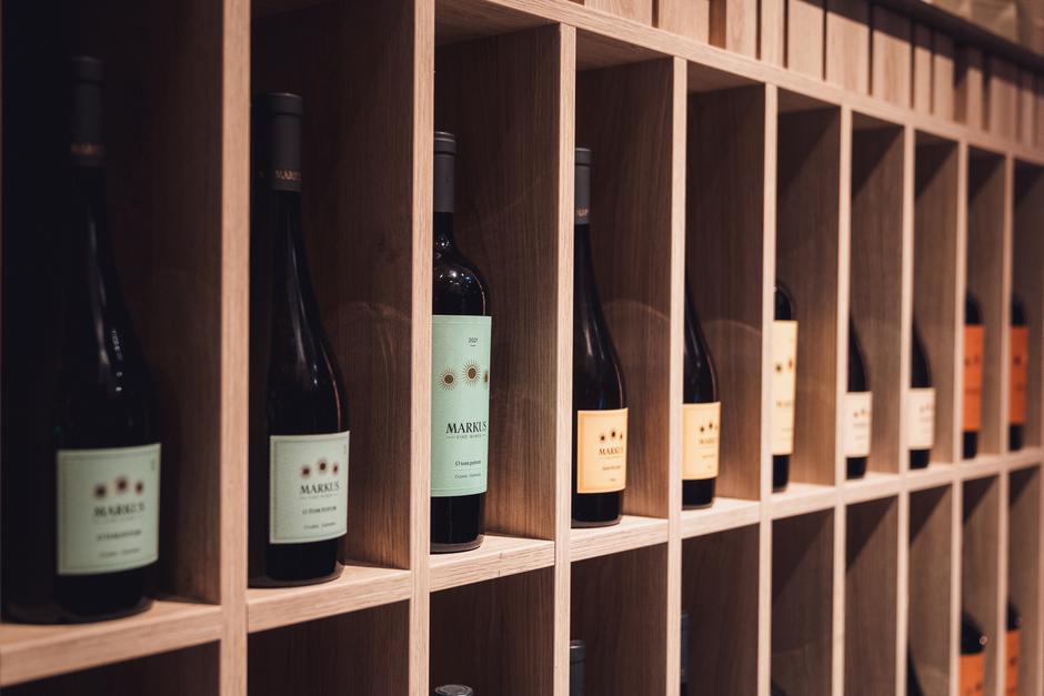 Markus Wines | Author: Press