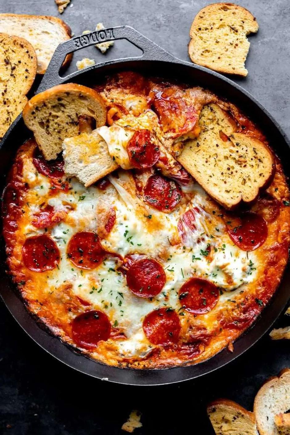 pizza dip | Author: kjandcompany.co/Pinterest
