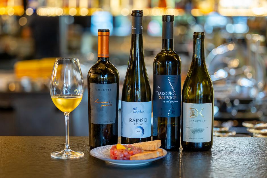 bregovita hrvatska, decanter | Author: Matej Ščavničar