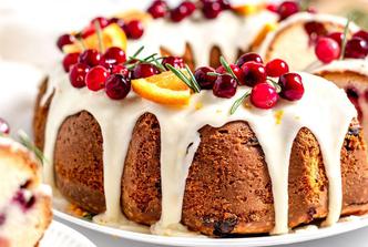 blagdanski kuglof s brusnicama i začinima