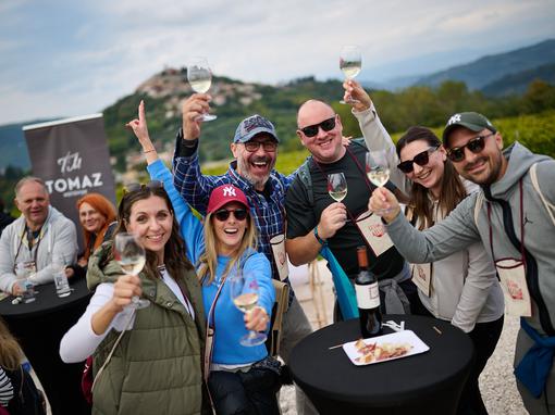Teran Wine & Walk
