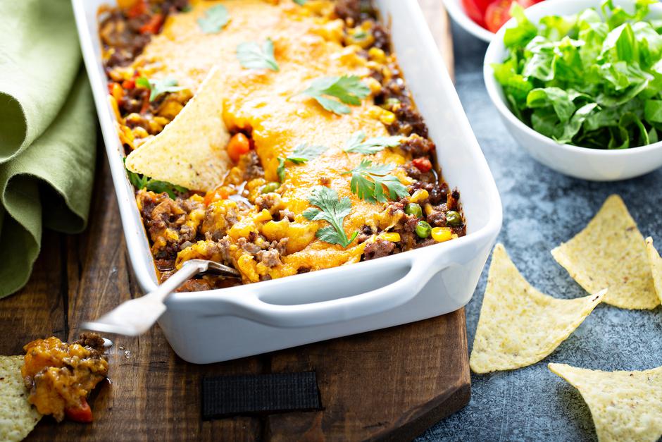 Traditional mexican meat casserole | Author: Press