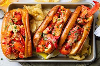 lobster roll, sendvič s jastogom