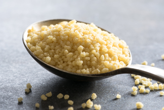 Kremasti couscous koji ide uza sve