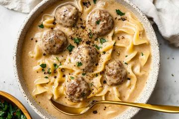 juha sa švedskim mesnim okruglicama