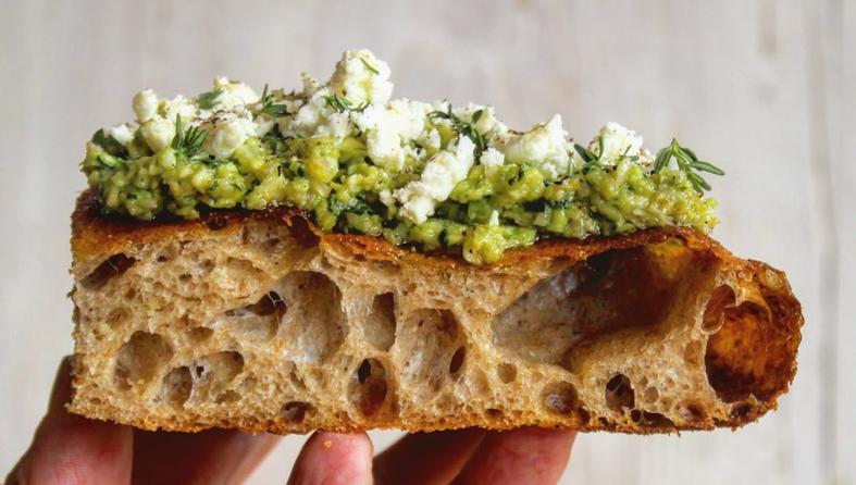 avokado tost focaccia