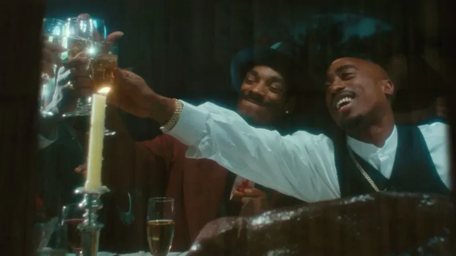 snoop dogg, vono, tupac | Author: 19 Crimes