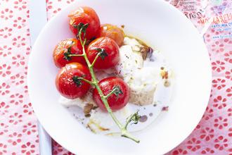 Caprese salata s pečenim rajčicama