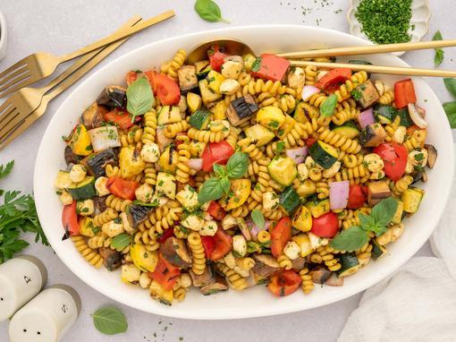 salata od tjestenine i grilanog povrća