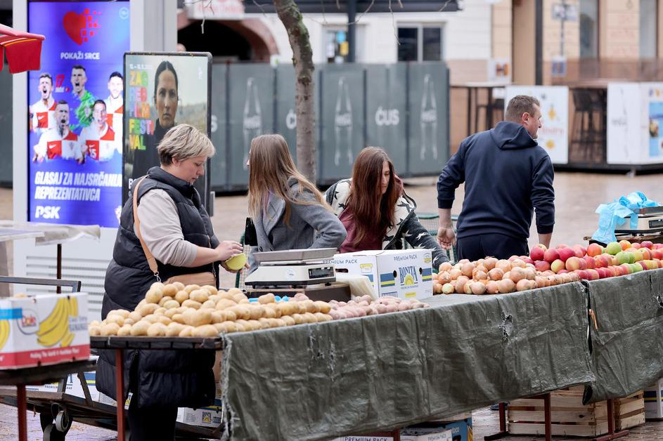 Zagreb: Europski trg je od danas tržnica