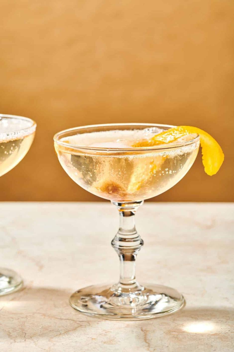 koktel french 75 | Author: Katie Workman/The Mom 100/Pinterest
