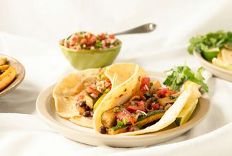 salsa pico de gallo, tacos