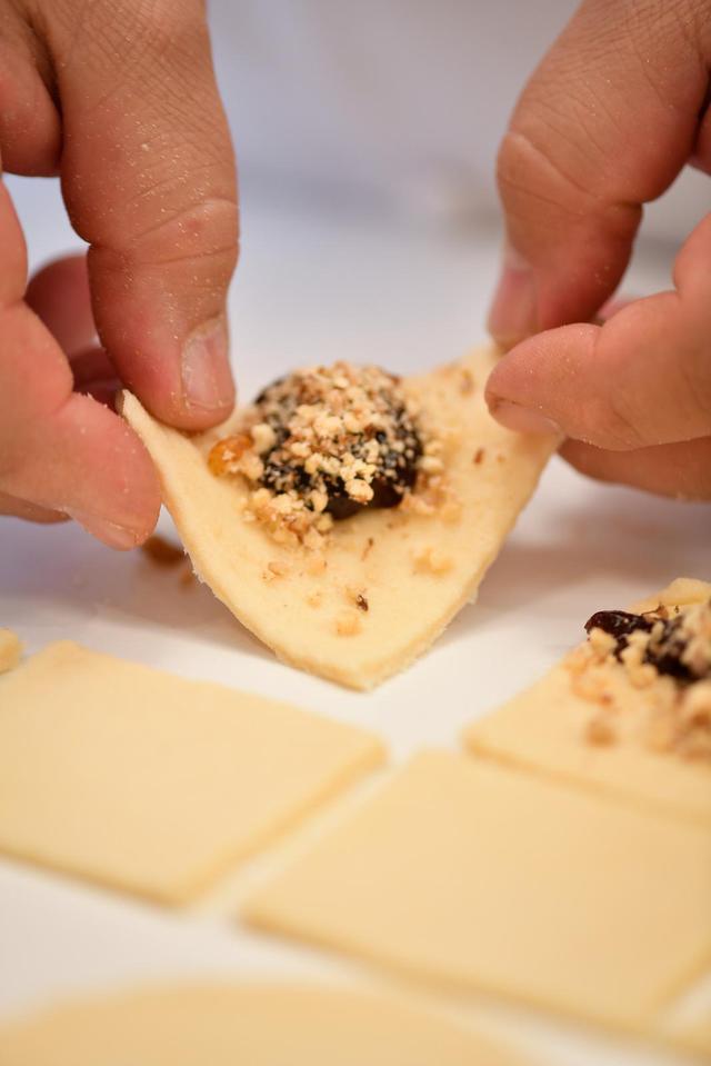 Zagreb: Branko Ognjenovi? pripremio jela po receptima natje?aja "Recepti iz mog zavi?aja"