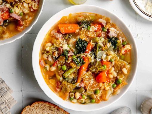 Minestrone juha za proljetni reset!