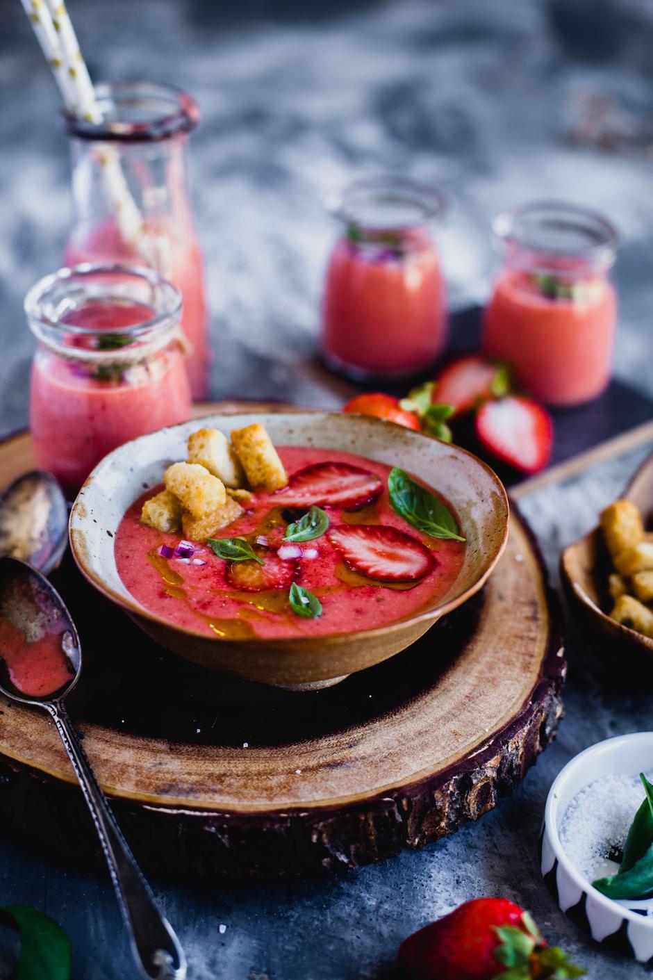 gazpacho s jagodama | Author: CA Strawberries/Pinterest