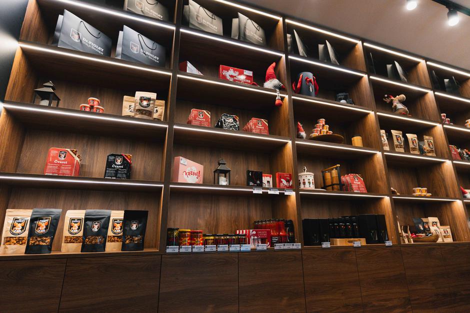 dr. pigley čvarci dućan otvorenje | Author: Luka Asanin