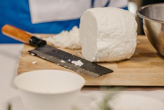 en primeur, mladi paški sir