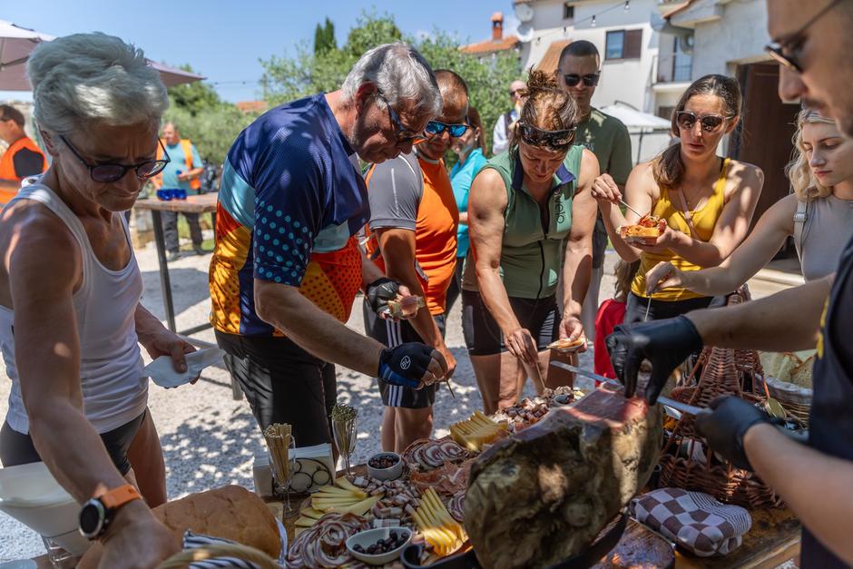 Gourm-E-bike Kaštelir-Labinci | Author: Manuel Paljuh