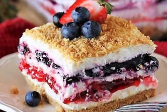 crveno-bijelo-plave cheesecake lazanje