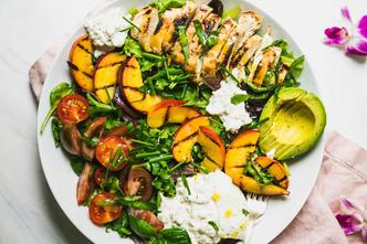 salata od piletine i bresaka