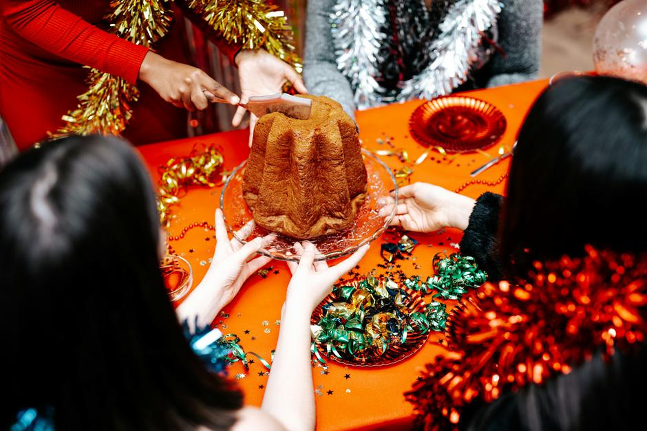 pandoro | Author: AC/Unsplash