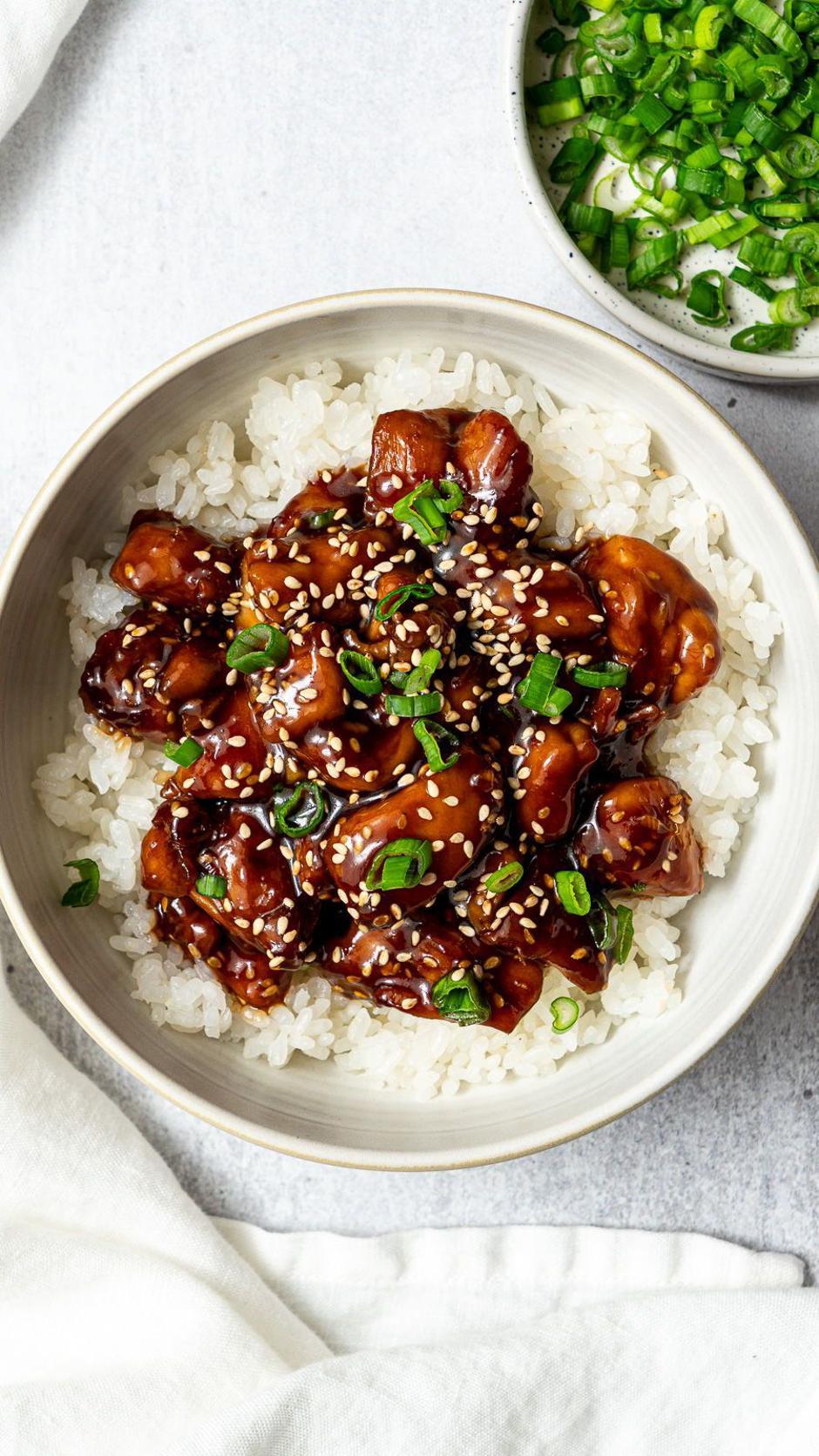 pržena piletina sa sezamom | Author: Bites of Beri, Easy & Healthy Recipes/Pinterest
