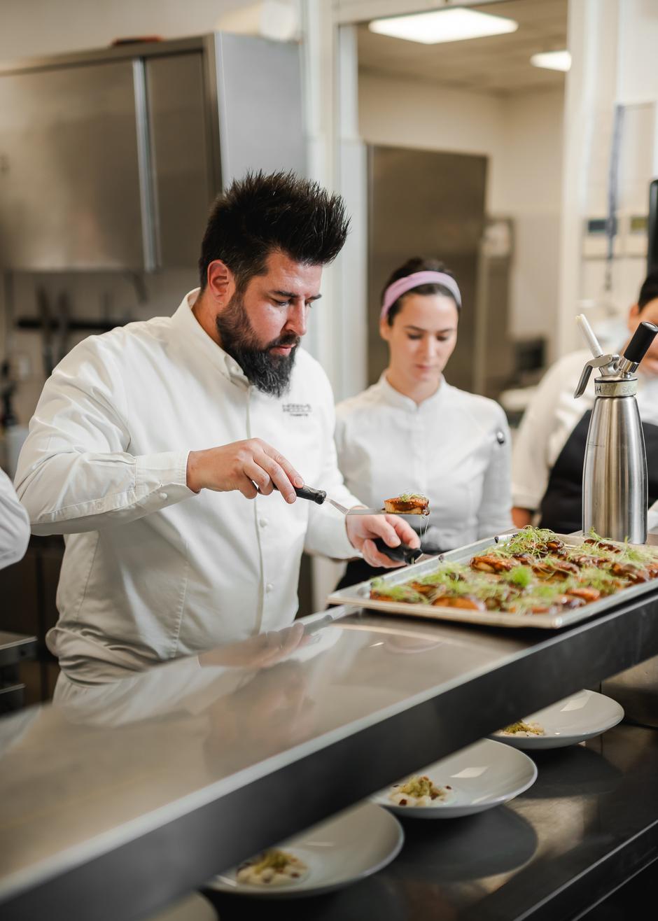 harry's piccolo u spinnakeru | Author: Press