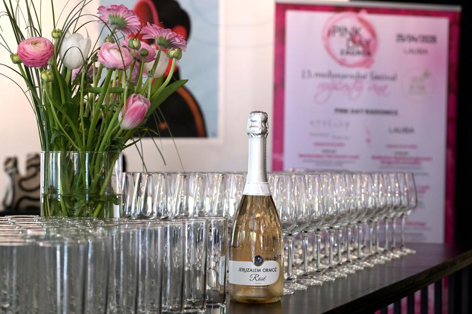 pink day | Author: Rene Karaman