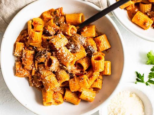 tjestenina alla boscaiola, šumska tjestenina