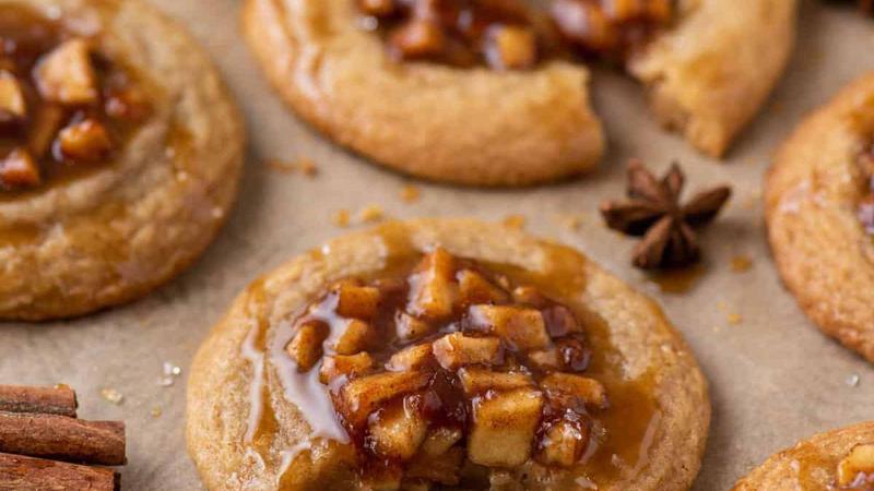 Predobri keksi s okusom pite od jabuka