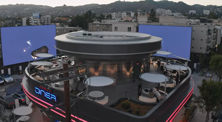 tesla diner | Author: YouTube/Screenshot/ WC Drone Productions