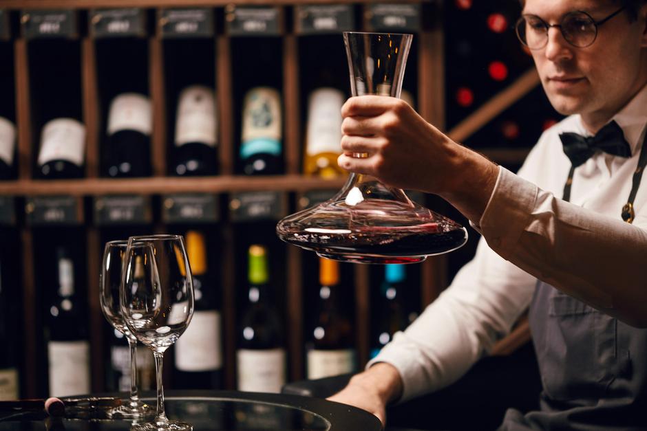 sommelier, vino, kuašnje vina | Author: Getty Images/Unsplash