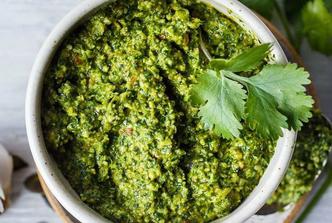 Pesto, ali s twistom: umjesto bosiljka, koristi korijandar