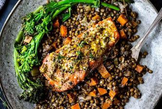 losos s lećom i kvinojom