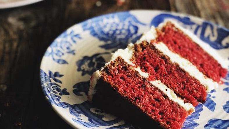 Red velvet torta