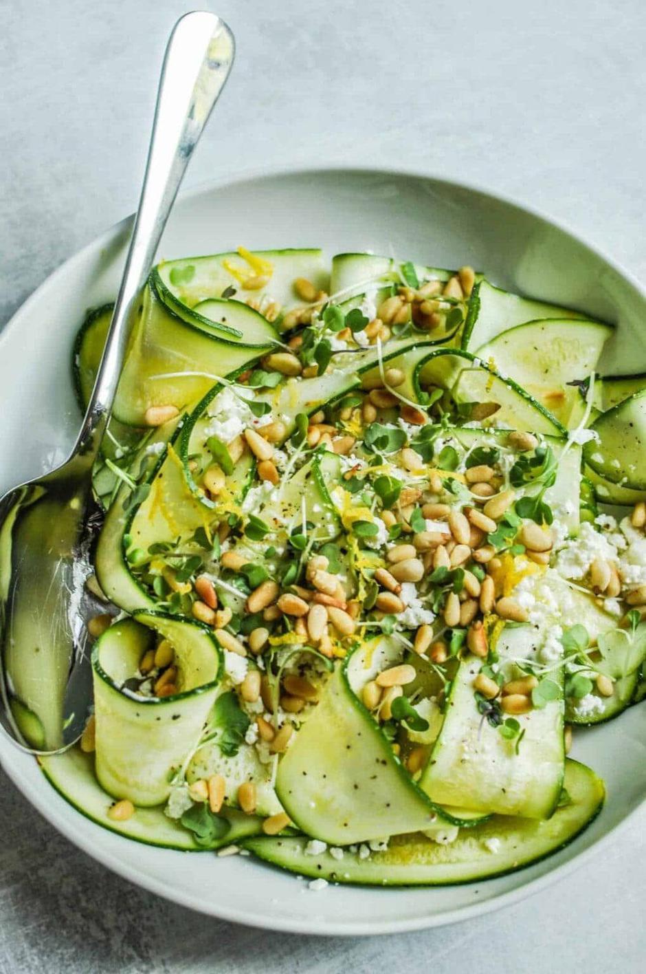 salata od tkvica | Author: pizzazzerie.com/Pinterest
