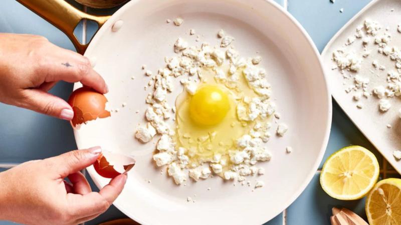 FETA EGGS - hit doru&ccaron;ak s TikToka