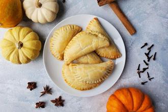 slatke empanade s bundevom