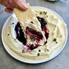 Najkremastiji namaz od brie sira s medom i džemom